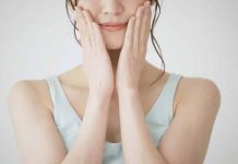 How to Treat Your Skin Issue with Self-Care